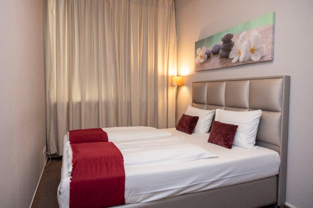 Twinhof Otel Hamburg Dış mekan fotoğraf